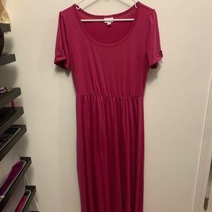 %%%LuLaRoe Magenta Riley dress, size medium